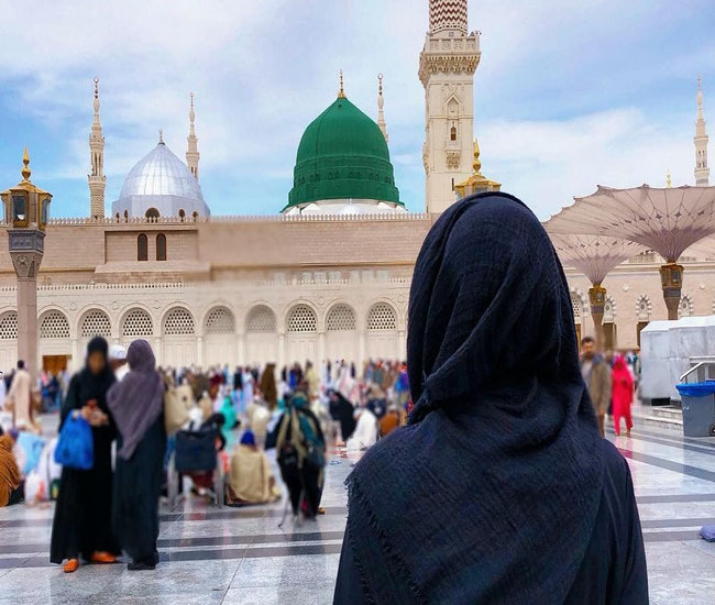 Məhasin əxlaq daha üstündür, yoxsa məkarim əxlaq?