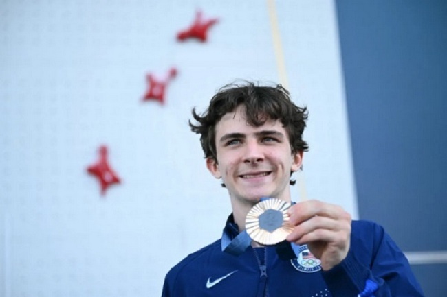 Amerikalı Olimpiya Çempionunun Ramazan Ayı Orucunun Hekayəsi