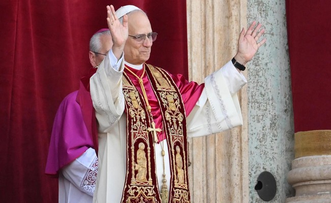 Roma Katolik Kilsəsinin rəhbəri Robert Fransis Prevost olub