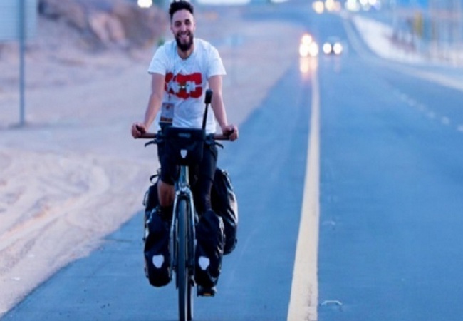 Belçikalı yeniyetmə Həcc ziyarətini yerinə yetirmək üçün minlərlə kilometr yol qət edib