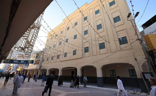 Nəcəf şəhərində Badkubeyilər mədrəsəsinin açılış mərasimi keçirilib