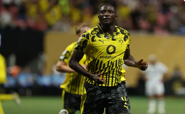 Alman klubunun hücumçusu Quran oxudu – Böyük maraqla qarşılandı