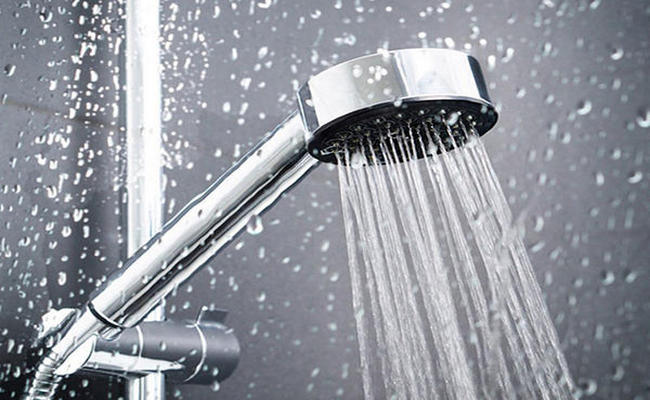 Çimmək qüslü əvəz edirmi? Qüsldən əvvəl yoxsa sonra çimmək məsləhətdir?