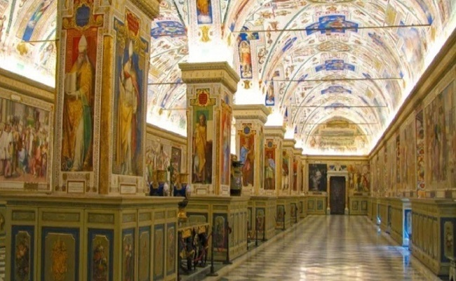 Vatikan Kitabxanasında müsəlman tədqiqatçılar üçün namaz otağı ayrılıb