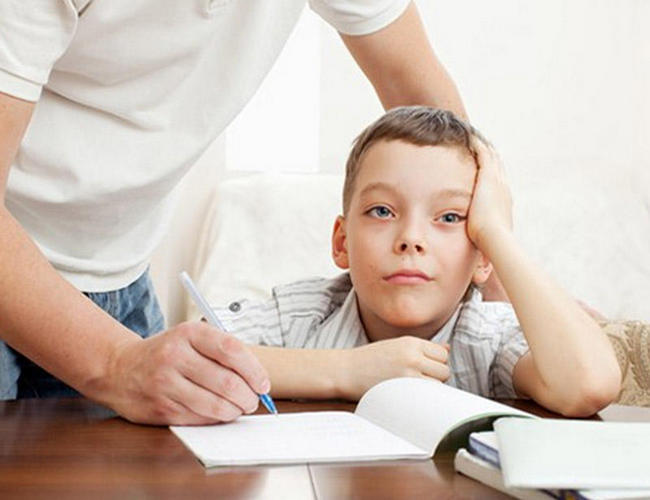 Uşaq dərs oxumaq istəmirsə, belə edin