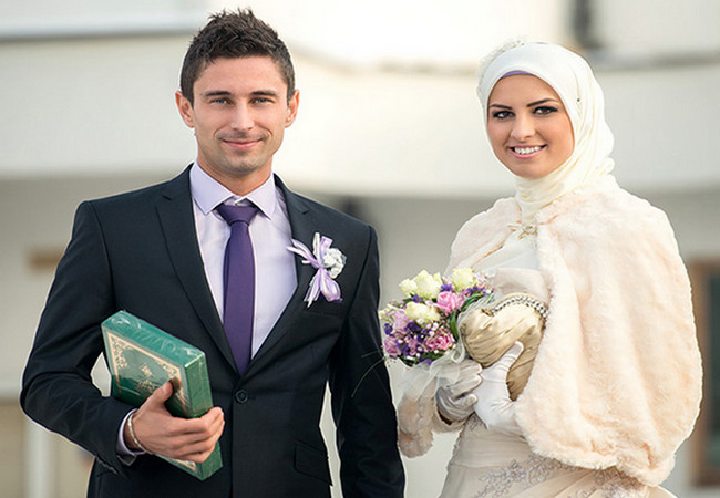 Qız ailə qurarkən atasından icazə almalıdırmı?